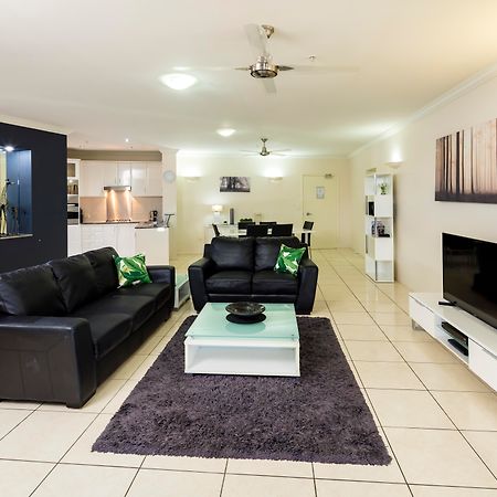 Jack And Newell Holiday Apartments Cairns Exteriör bild