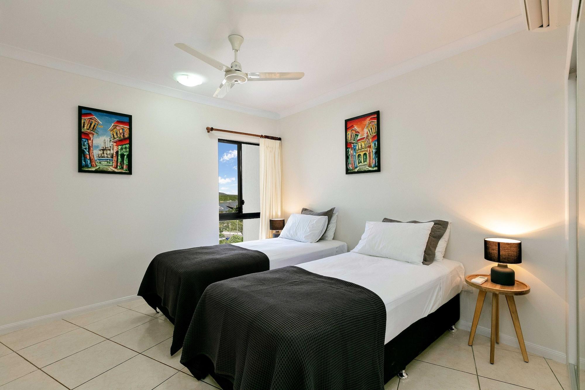 Jack And Newell Holiday Apartments Cairns Exteriör bild