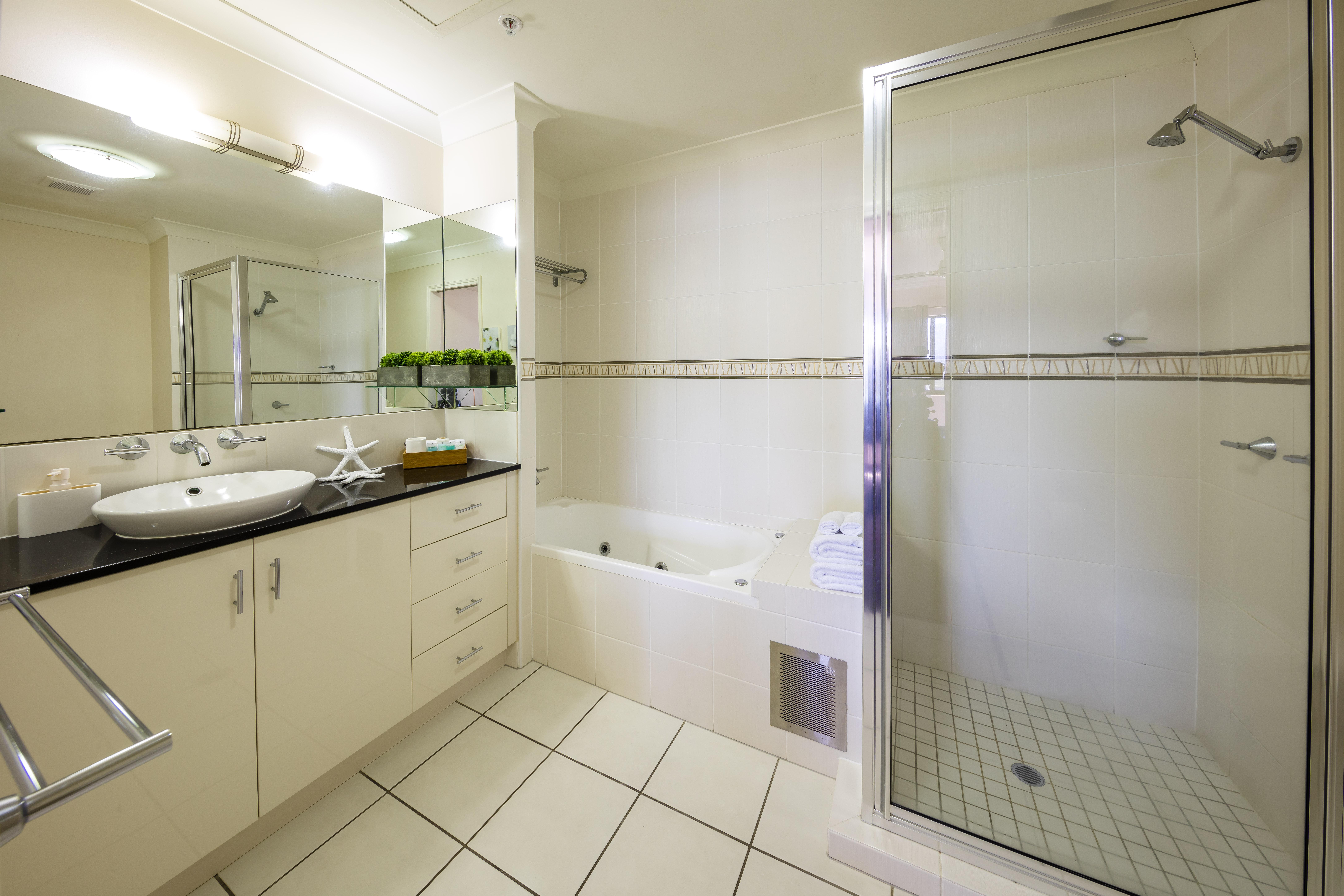 Jack And Newell Holiday Apartments Cairns Exteriör bild