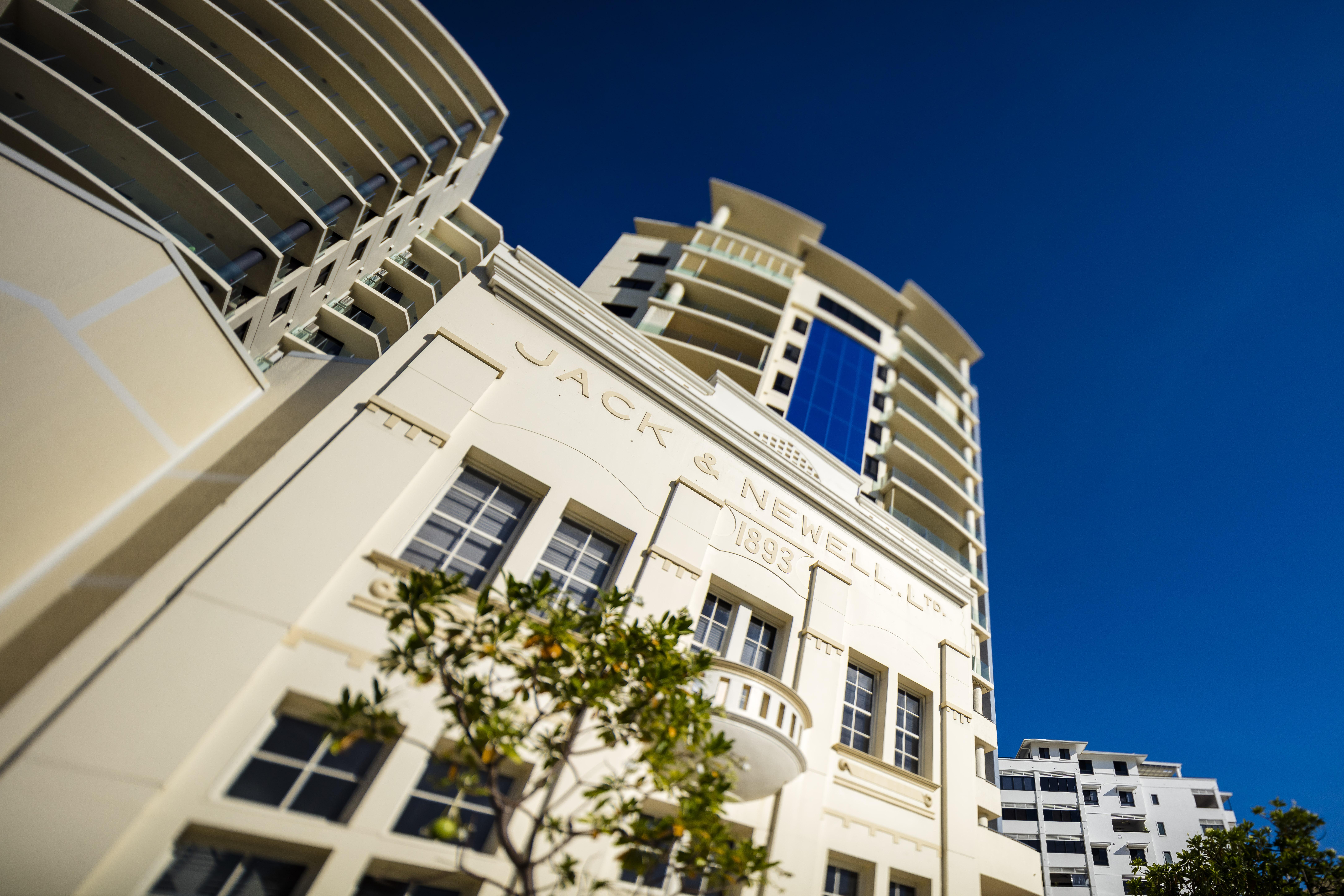 Jack And Newell Holiday Apartments Cairns Exteriör bild