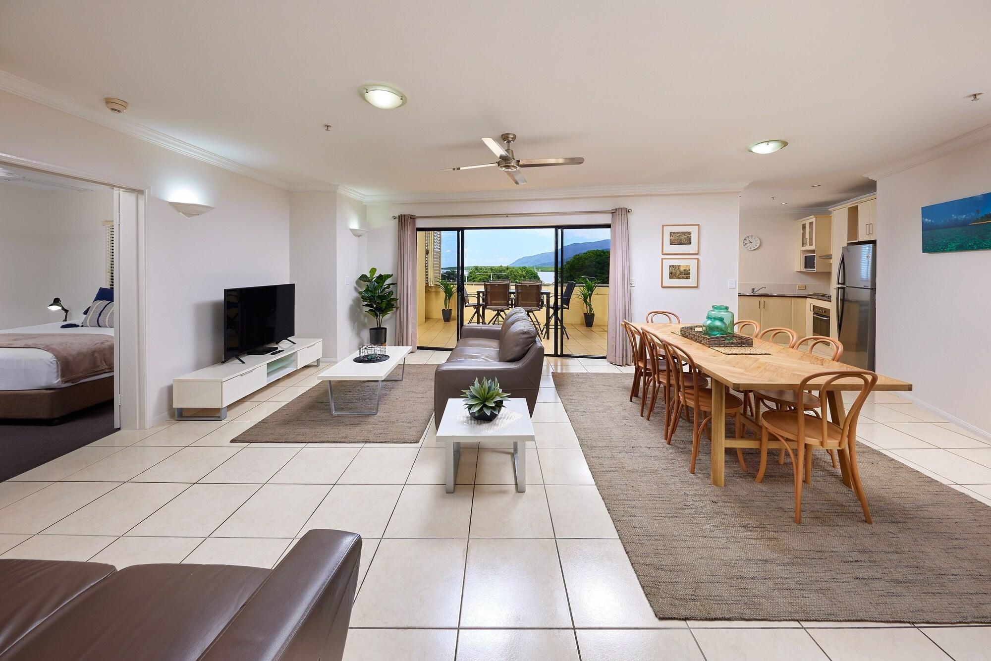 Jack And Newell Holiday Apartments Cairns Exteriör bild